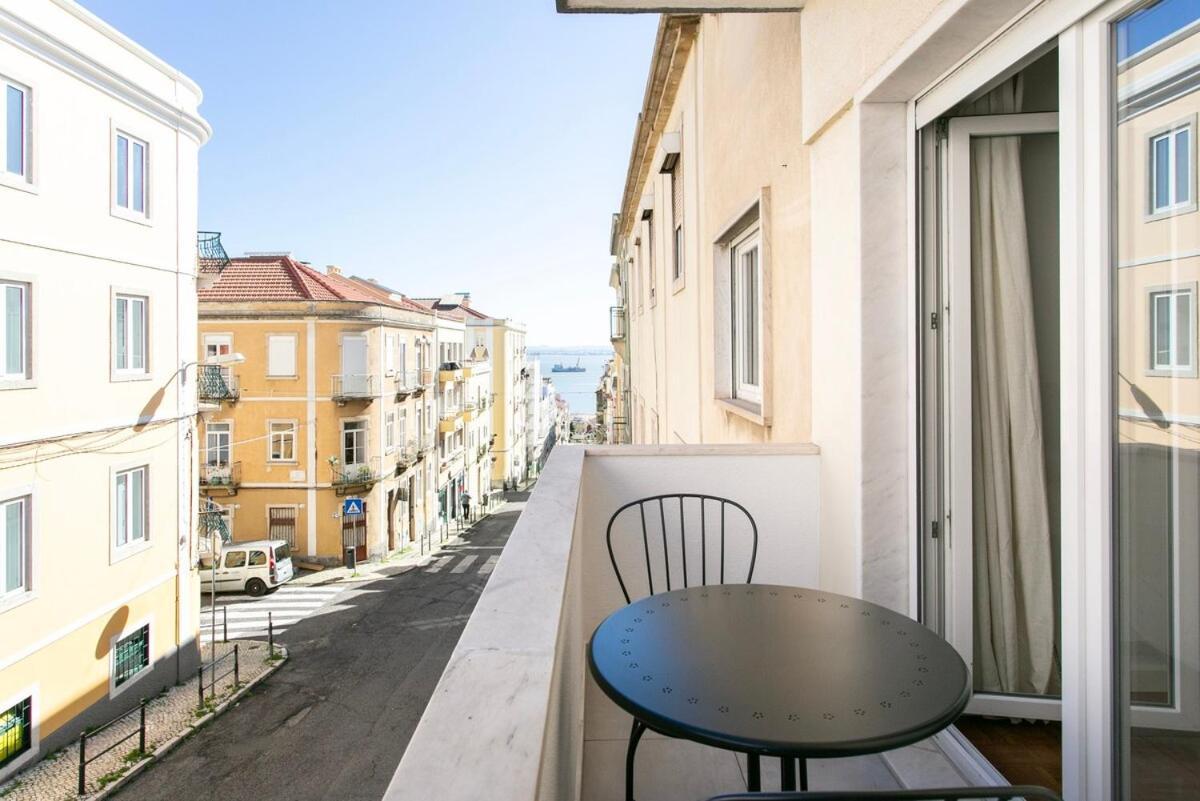 Historic Center River View Balcony